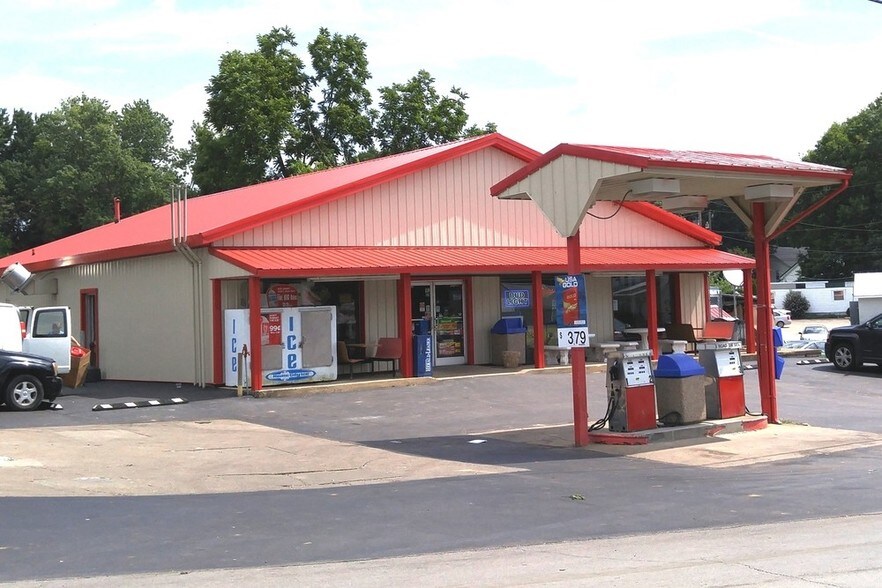 303 Main St, Paris, KY for sale - Primary Photo - Image 1 of 1