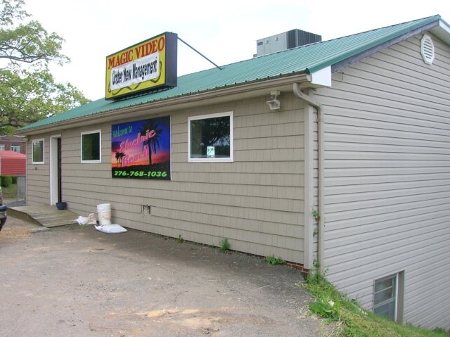 234 W Main St, Independence, VA for sale - Primary Photo - Image 1 of 1