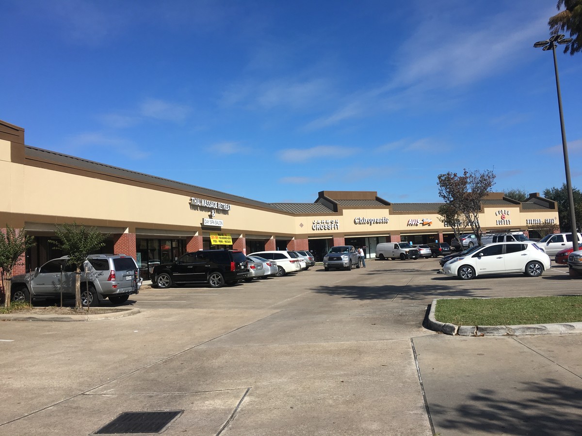 5425 Highway 6, Missouri City, TX 77459