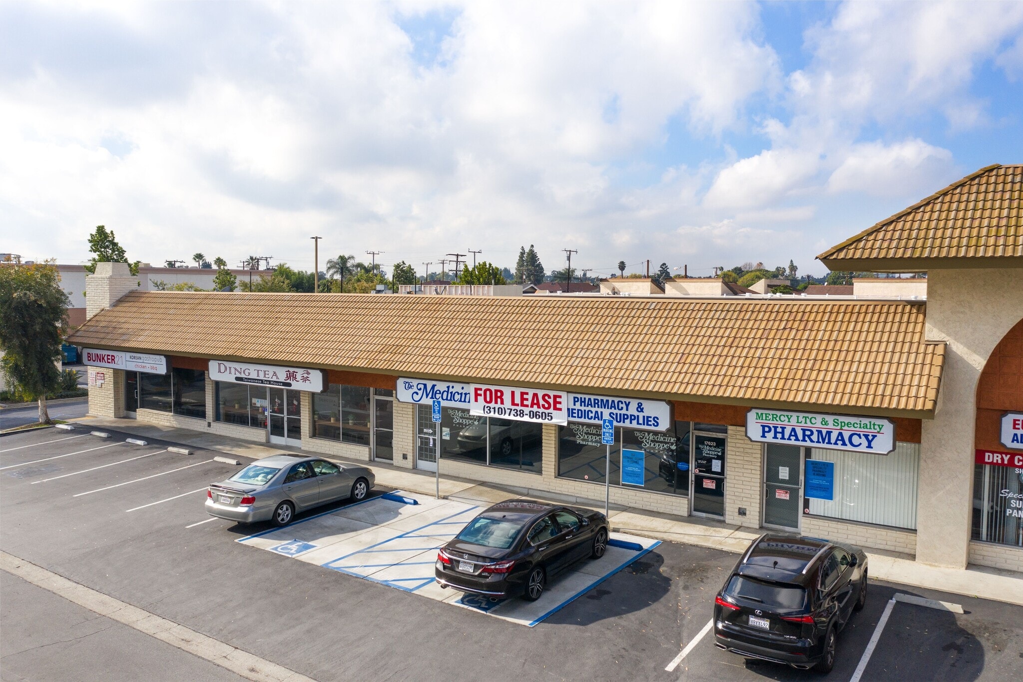 1760117711 Pioneer Blvd, Artesia, CA 90701 Artesia Center