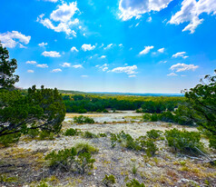 Crossroads in Wimberley, Wimberley