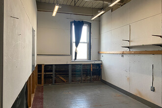 271 Western Ave, Lynn, MA for lease Interior Photo- Image 1 of 3