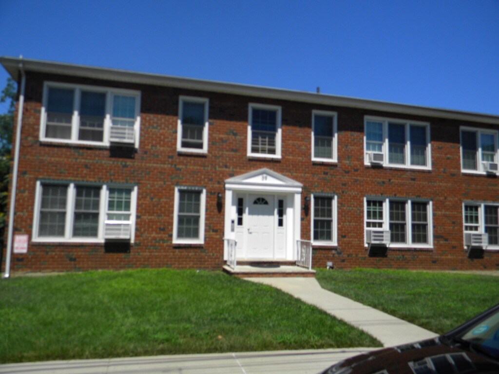 39 Wadsworth Ave, Staten Island, NY for sale Primary Photo- Image 1 of 1