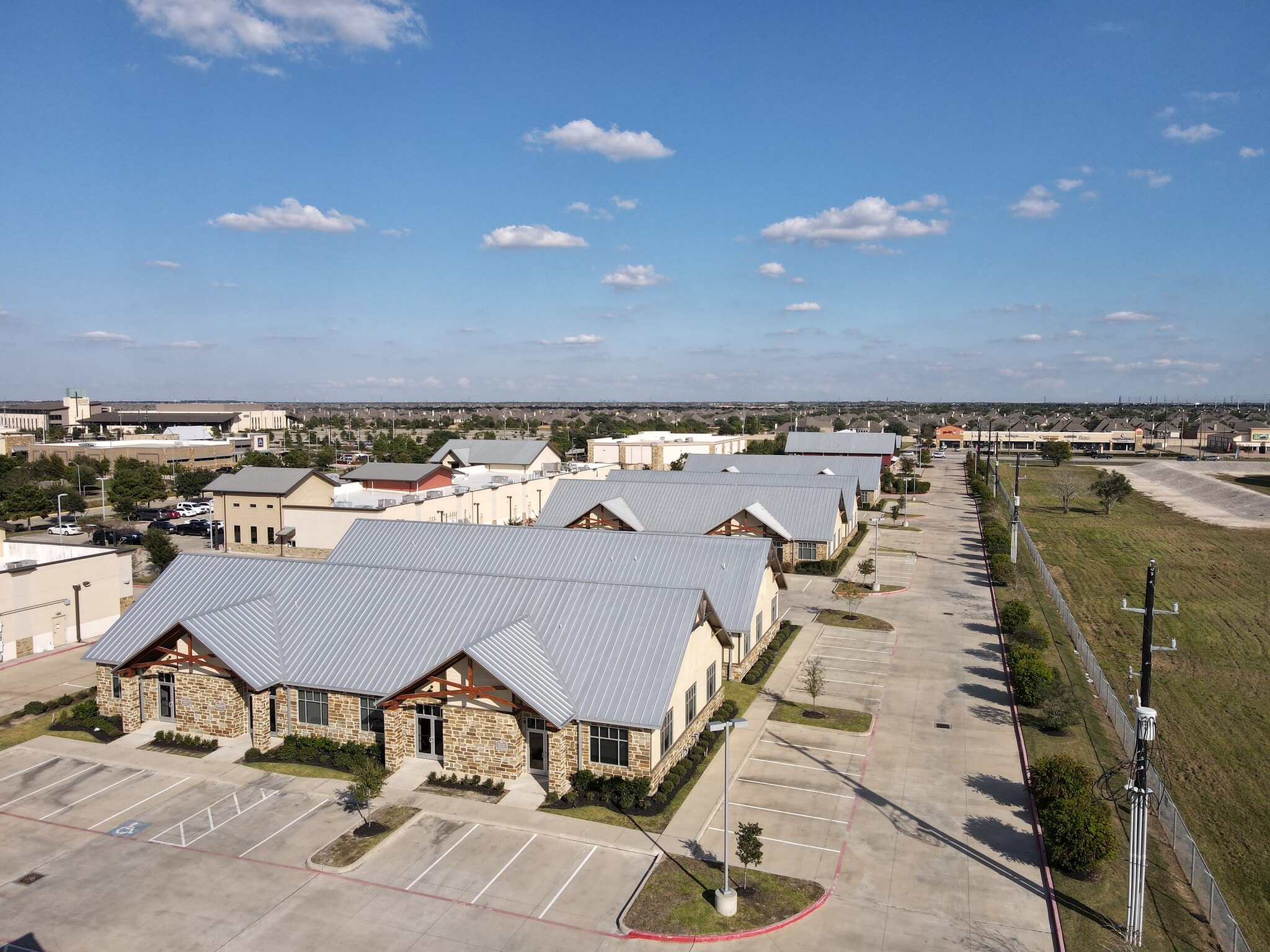 5757 Flewellen Oaks Ln, Fulshear, TX for sale Building Photo- Image 1 of 10