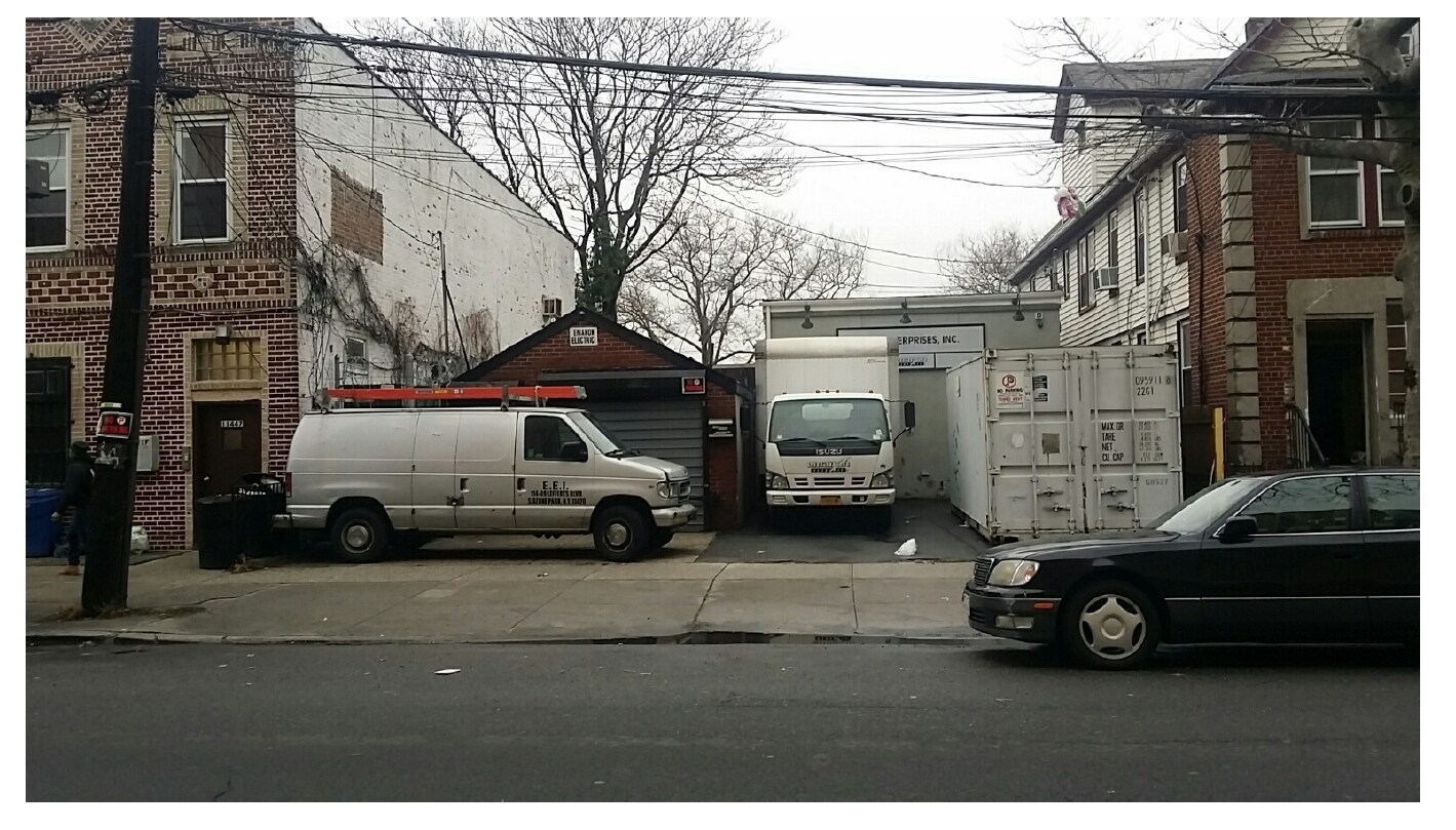 11449-11451 Lefferts Blvd, Jamaica, NY for sale Primary Photo- Image 1 of 1