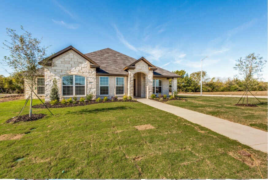 3317 Saint James, Lancaster, TX for sale - Building Photo - Image 3 of 6