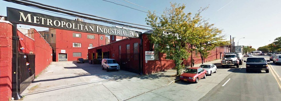 50-05 Metropolitan Ave, Flushing, NY for sale - Primary Photo - Image 1 of 1