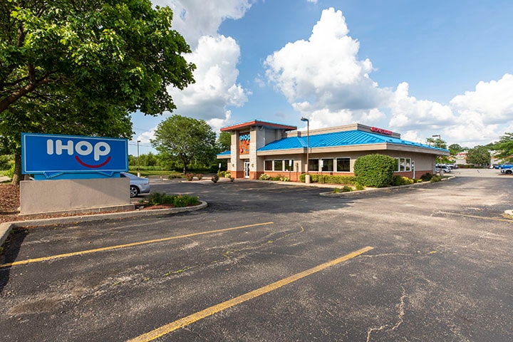 101 S Randall Rd, Elgin, IL for sale - Building Photo - Image 2 of 11