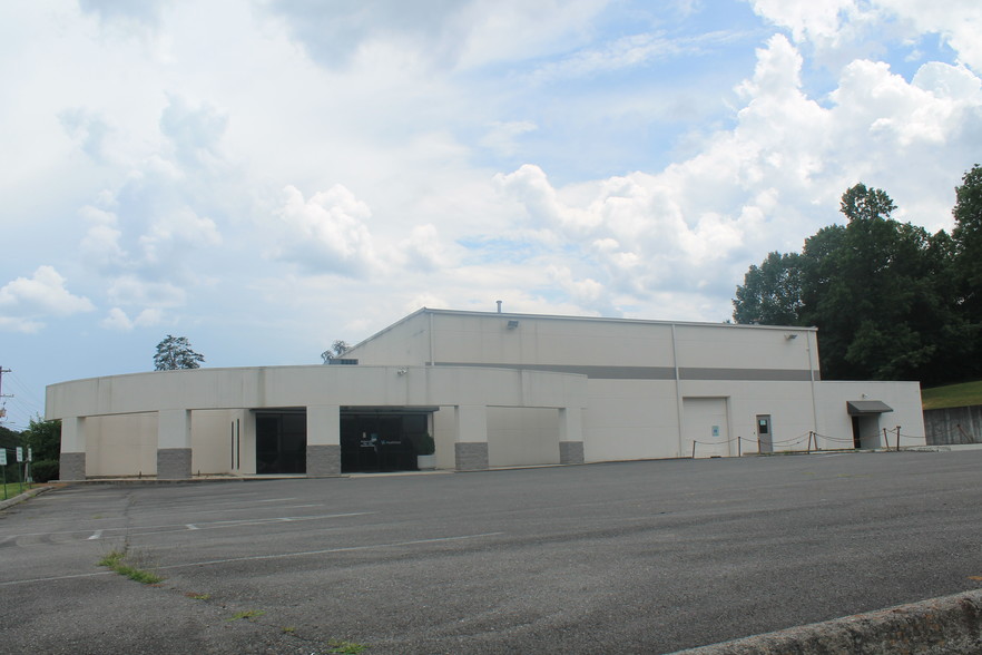 1503 N Tibbs Rd, Dalton, GA for lease - Building Photo - Image 2 of 3