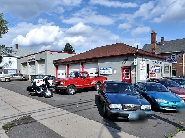 311 Oak St, New Britain, CT for sale Primary Photo- Image 1 of 1
