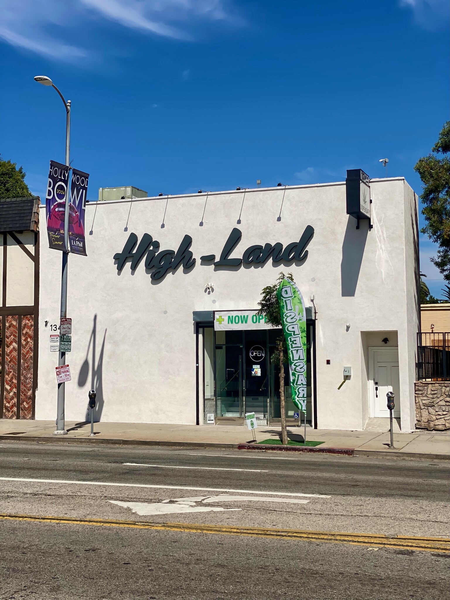 1344 N Highland Ave, Hollywood, CA for lease Building Photo- Image 1 of 13