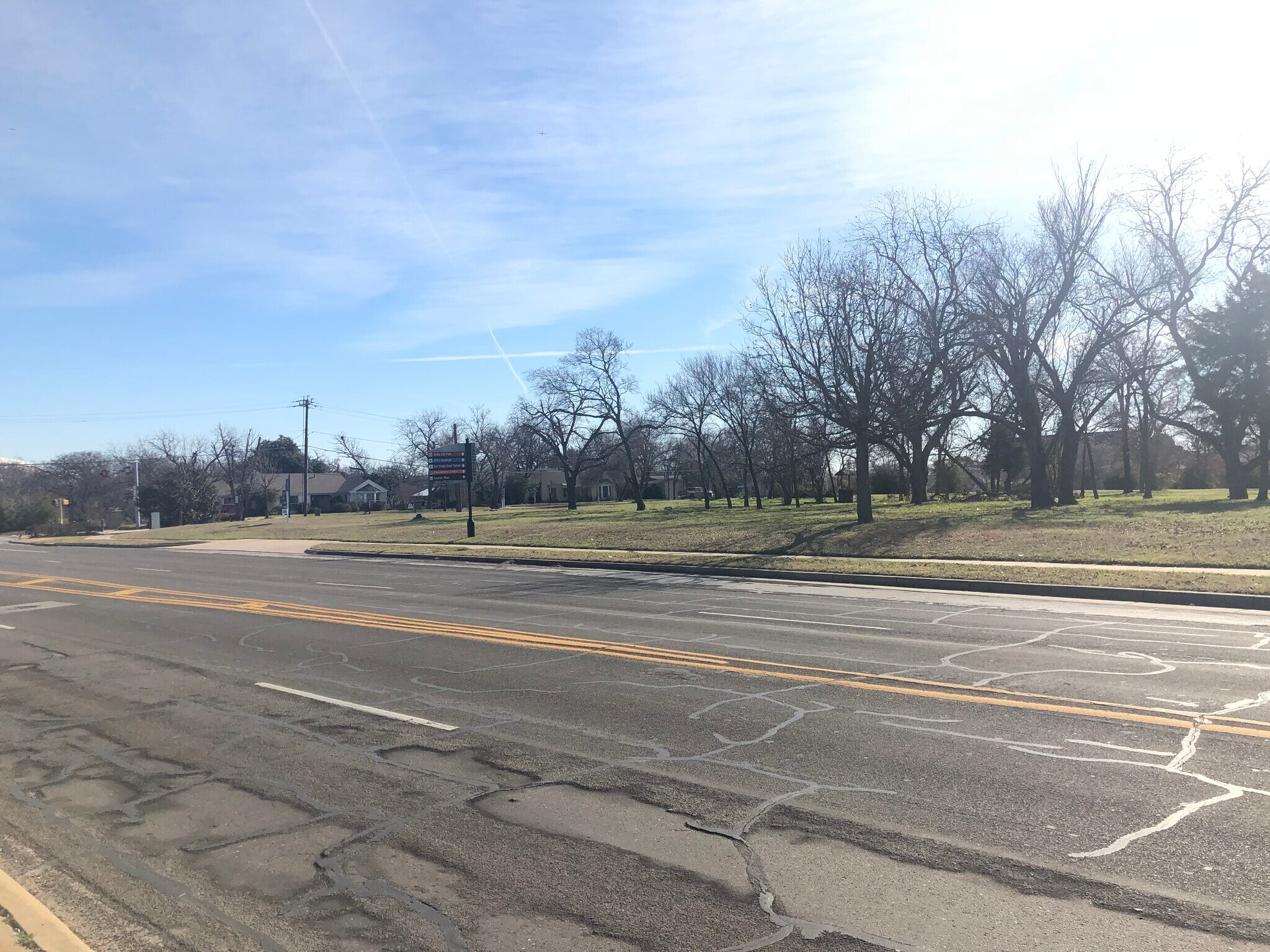 100-108 W Randol Mill Rd, Arlington, TX for sale Building Photo- Image 1 of 1