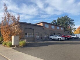 202 Wasco Loop, Hood River OR - Warehouse