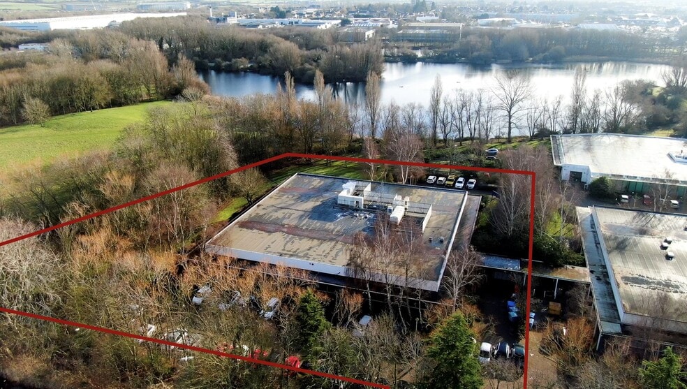 6 Bramley Rd, Milton Keynes for lease - Building Photo - Image 2 of 6