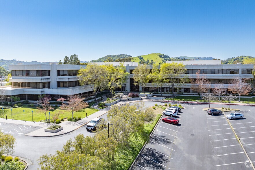 200 Smith Ranch Rd, San Rafael, CA 94903 Office for Lease