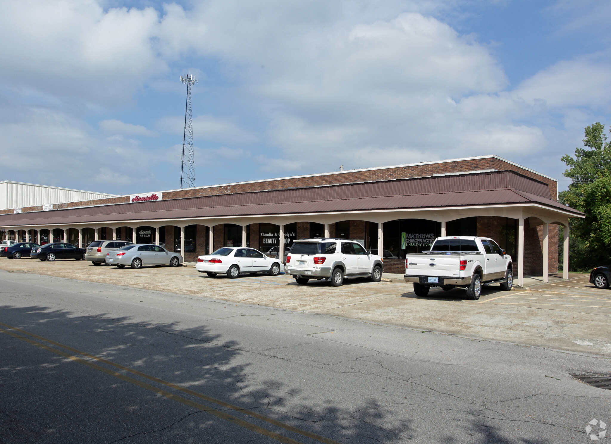 800-812 Robert E Lee Dr, Tupelo, MS for sale Primary Photo- Image 1 of 1