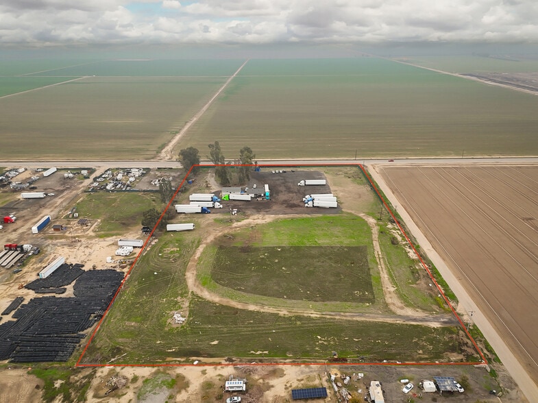 4359 Di Giorgio Rd, Bakersfield, CA for sale - Primary Photo - Image 1 of 7