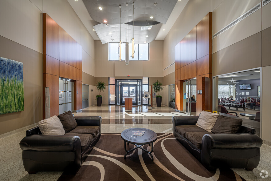 8441 State Highway 47, Bryan, TX for lease - Lobby - Image 3 of 11