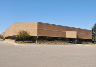 1919-1975 Technology Dr, Troy, MI for lease Building Photo- Image 2 of 5