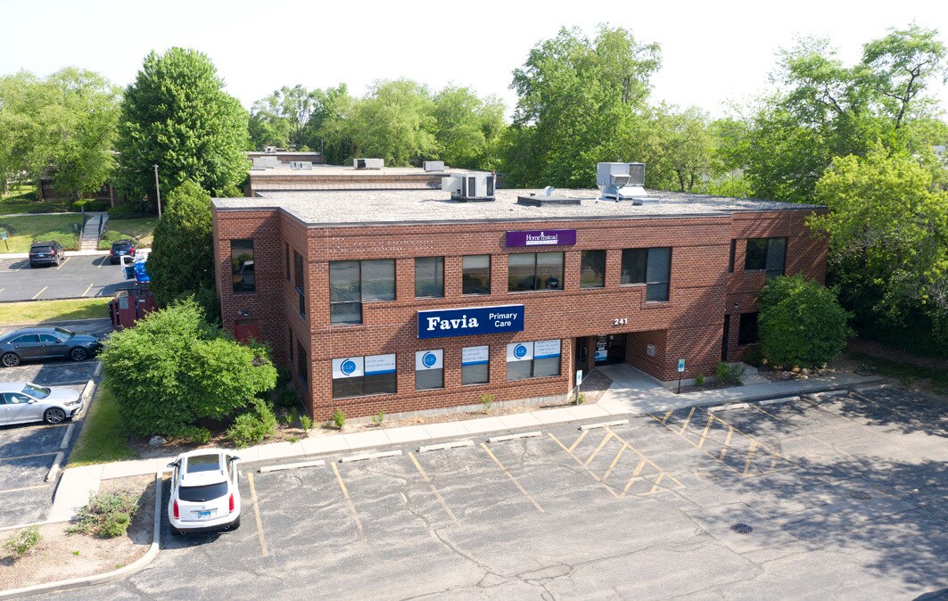 241 Commerce Dr, Crystal Lake, IL for sale Building Photo- Image 1 of 1