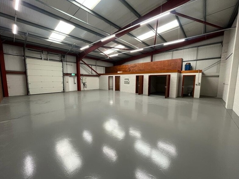 25 Clydesmill Rd, Glasgow for lease - Building Photo - Image 2 of 7