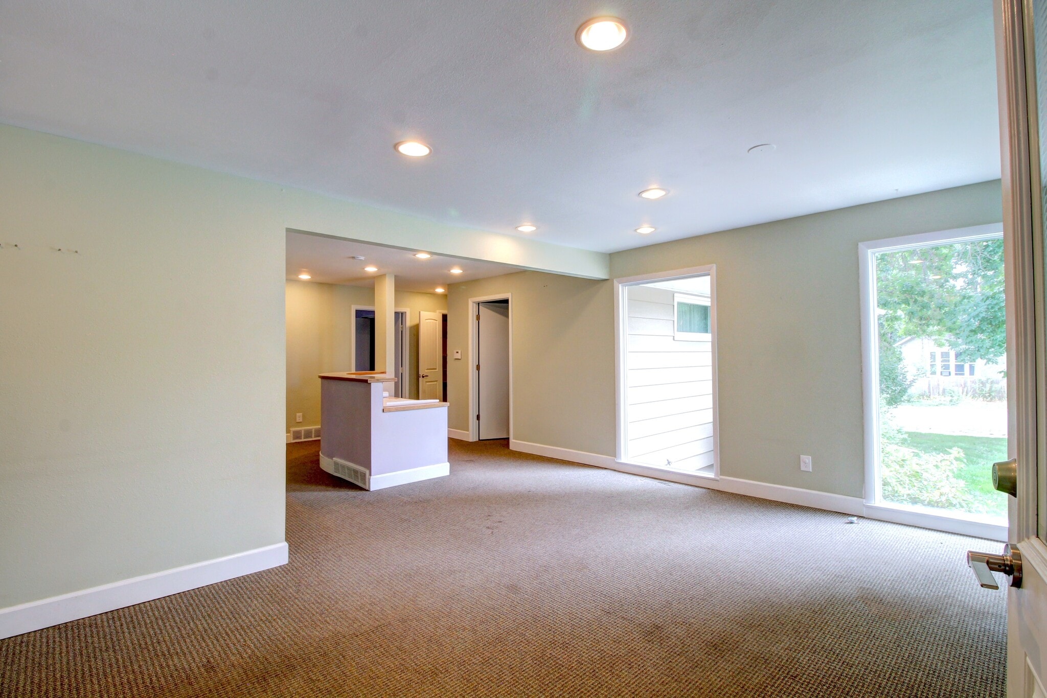 401 E Cleveland St, Lafayette, CO for lease Interior Photo- Image 1 of 2