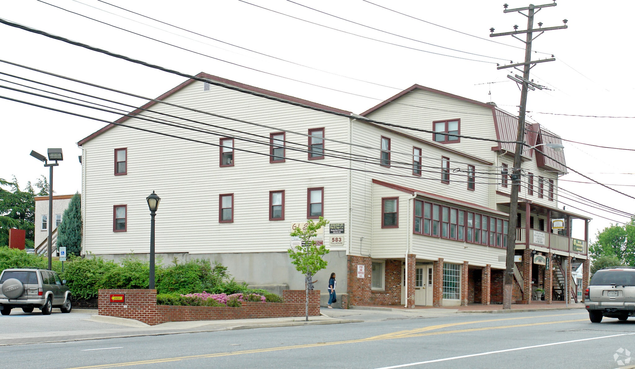 583 Frederick Rd, Catonsville, MD for lease Primary Photo- Image 1 of 6