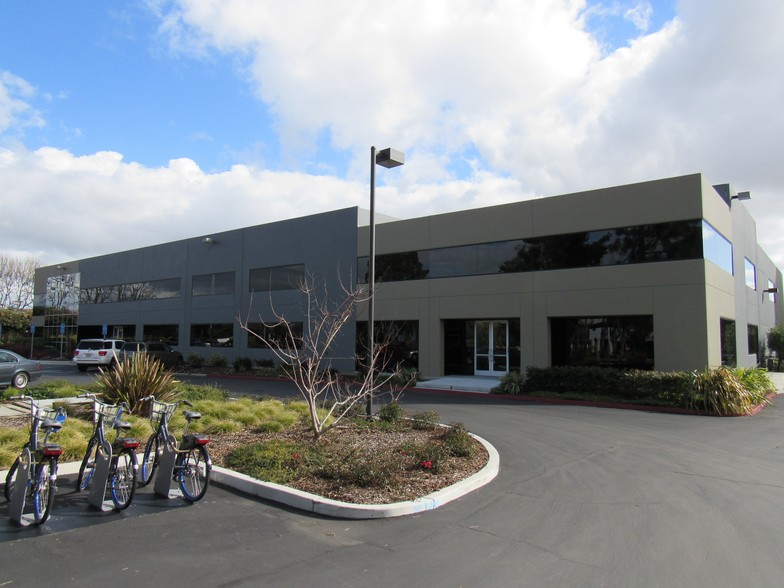 1330 O'Brien Dr, Menlo Park, CA for lease - Building Photo - Image 1 of 5