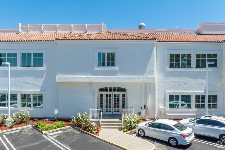 23120 Alicia Pky, Mission Viejo, CA for lease - Building Photo - Image 3 of 15