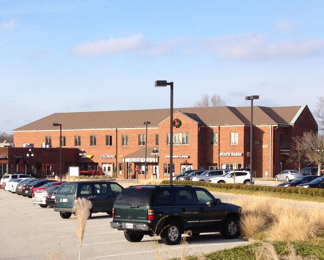 115 Hilltown Village Ctr, Chesterfield, MO 63017