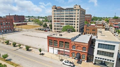 2007-2009 Locust St, Saint Louis, MO for lease Interior Photo- Image 2 of 11