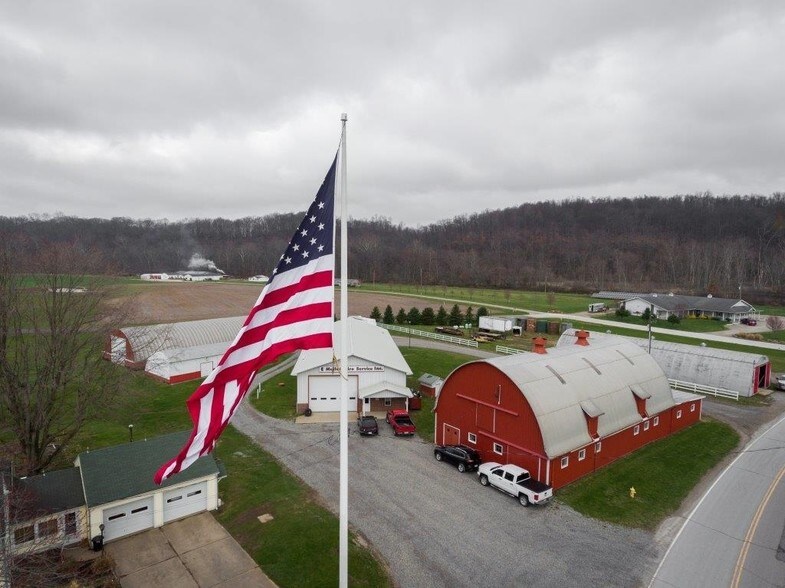23839 Airport Rd, Coshocton, OH for sale - Primary Photo - Image 1 of 1
