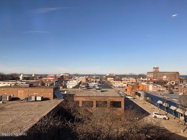 830 Pleasant St, Saint Joseph, MI for sale - Building Photo - Image 3 of 18