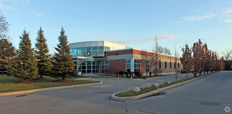 21 Kern Rd, Toronto, ON for sale - Building Photo - Image 2 of 3