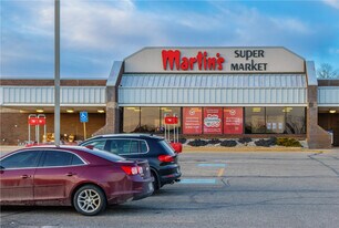Martin's Super Market - NNN Property