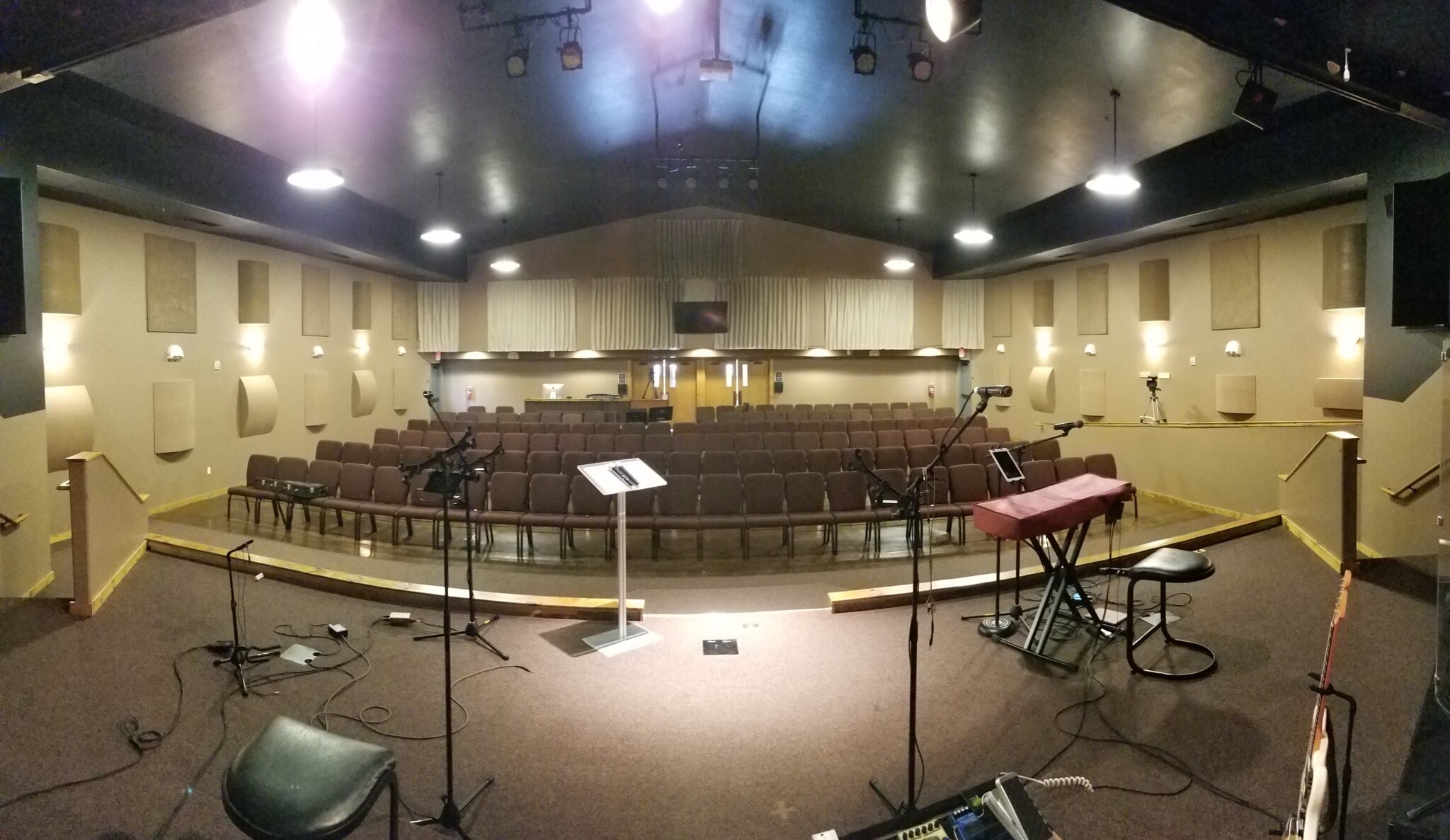 61690 Pettigrew Rd, Bend, OR for sale Interior Photo- Image 1 of 1