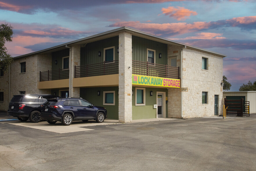 29620 W IH-10, Boerne, TX for lease - Building Photo - Image 1 of 5