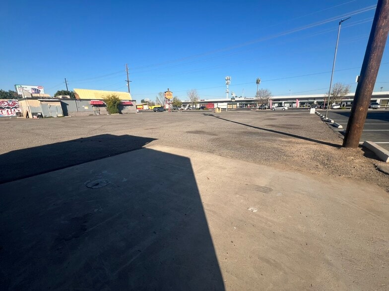 4241 W Dunlap Ave, Phoenix, AZ for sale - Building Photo - Image 3 of 4