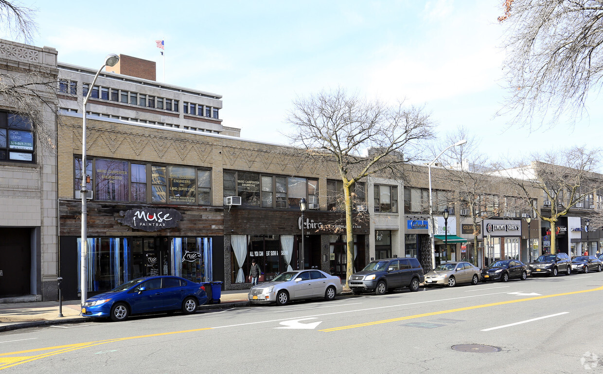 76 Mamaroneck Ave, White Plains, NY for lease Building Photo- Image 1 of 2