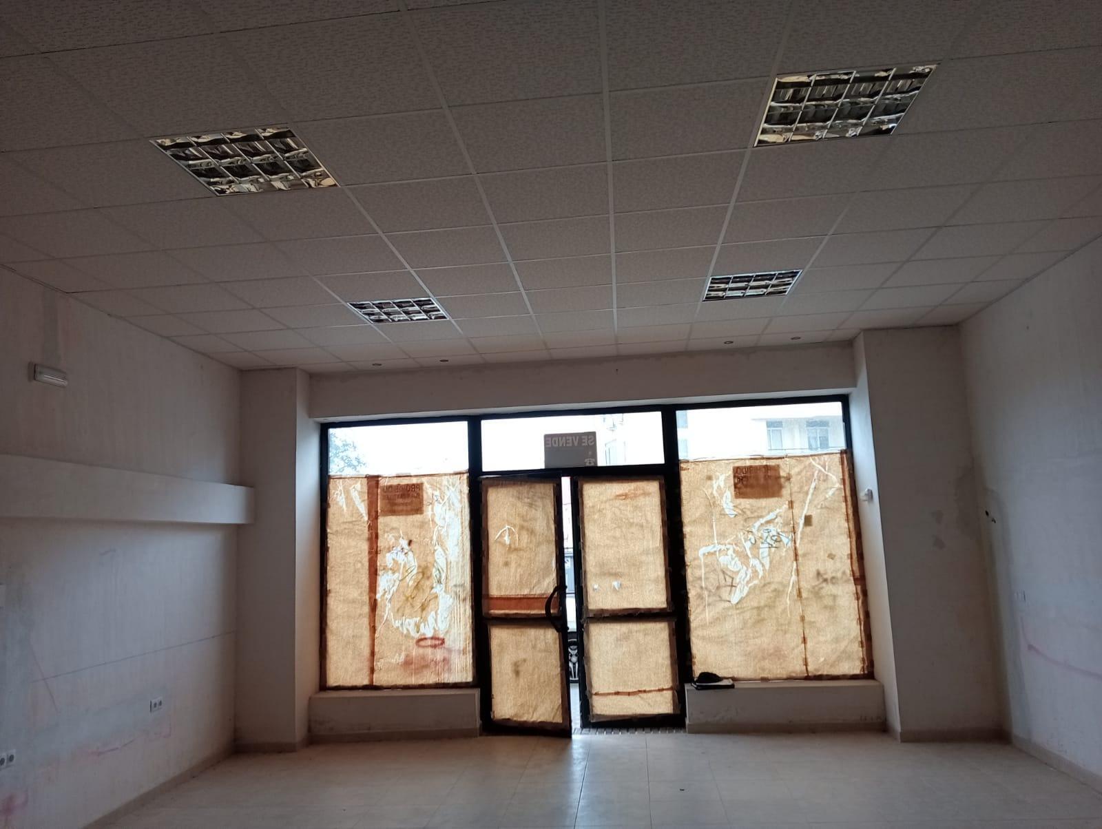 Retail in Cáceres for sale Building Photo- Image 1 of 7