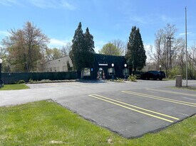 30057 W 8 Mile Rd, Livonia MI - Commercial Real Estate