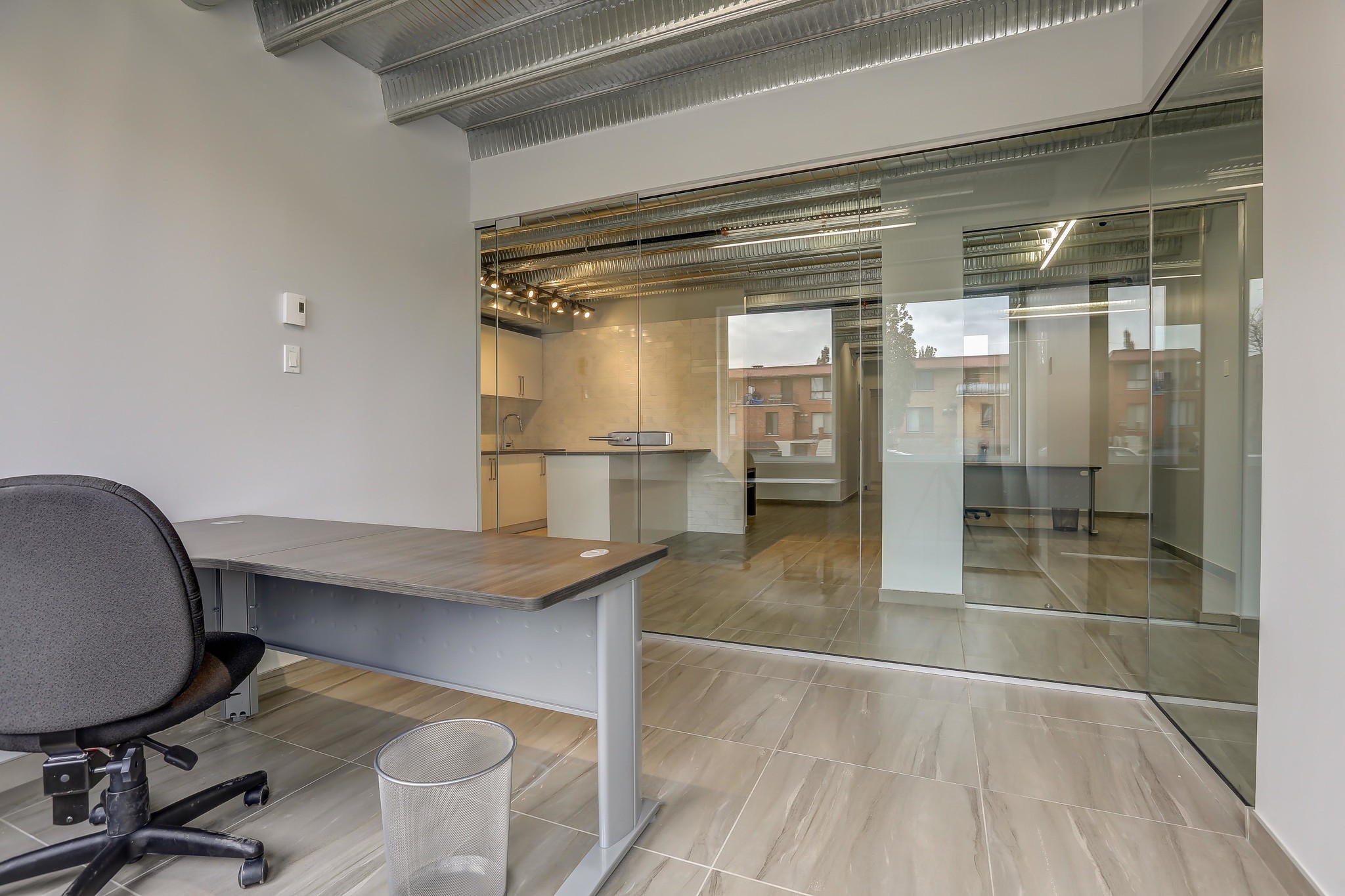 4463 Boul des Grandes-Prairies, Montréal, QC for lease Other- Image 1 of 6