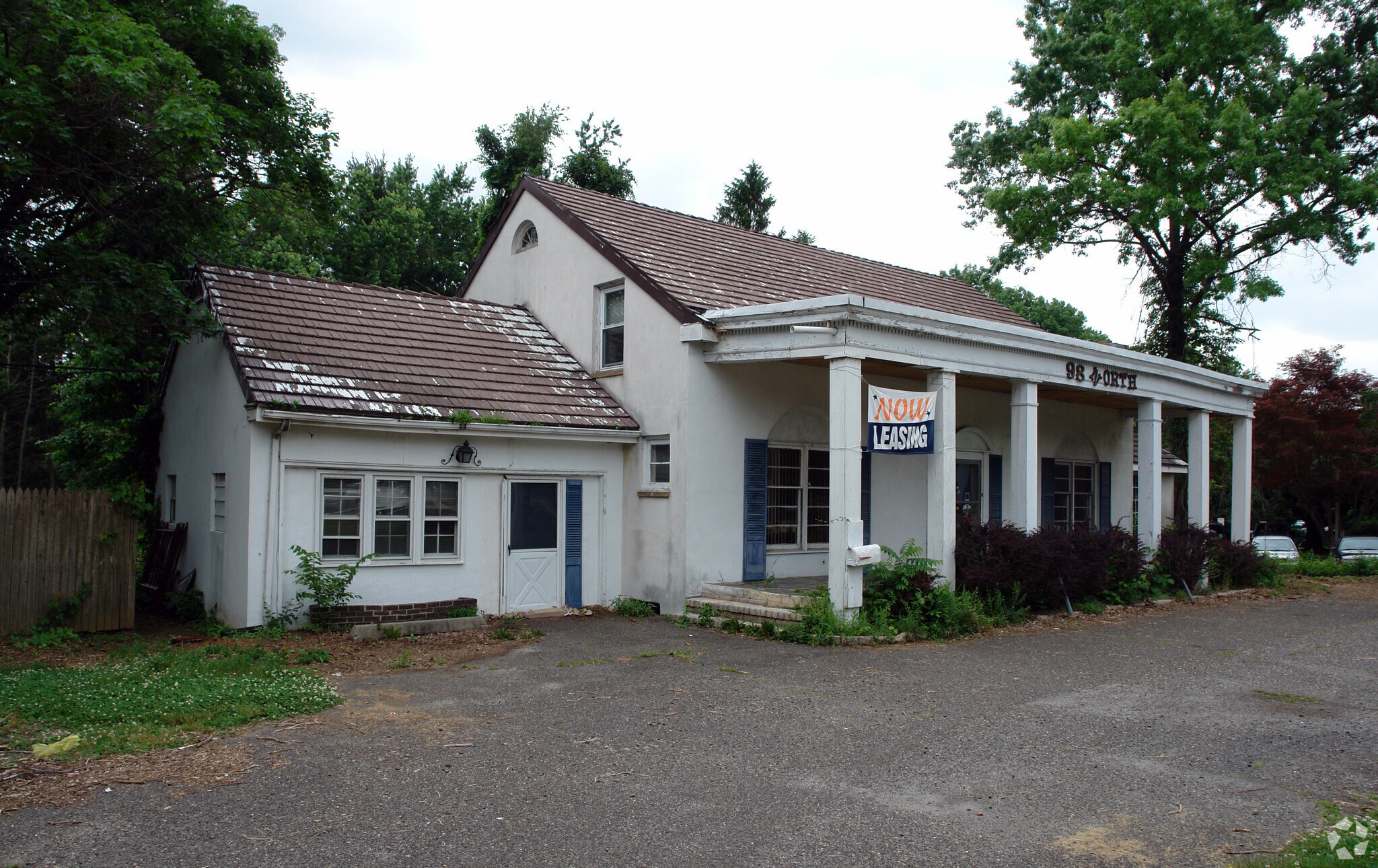 98 Kings Hwy N, Cherry Hill, NJ for sale Primary Photo- Image 1 of 1