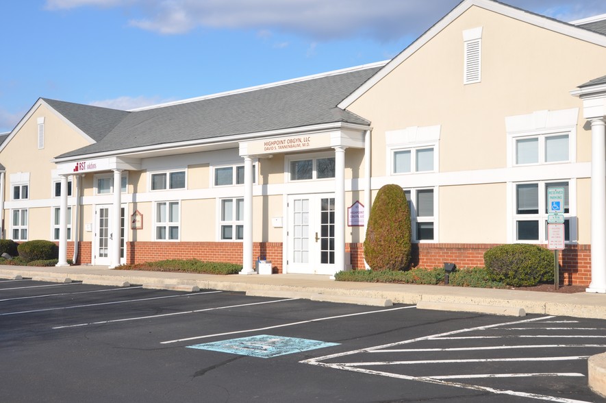 1500 Horizon Dr, Chalfont, PA for lease - Building Photo - Image 3 of 8