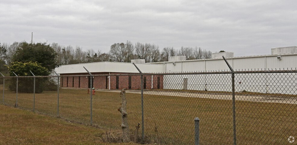 1203 Martin Luther King Blvd, Picayune, MS for sale - Primary Photo - Image 1 of 1