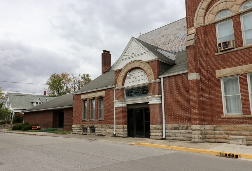 326 S Main St, Dunkirk, IN for sale - Building Photo - Image 3 of 24