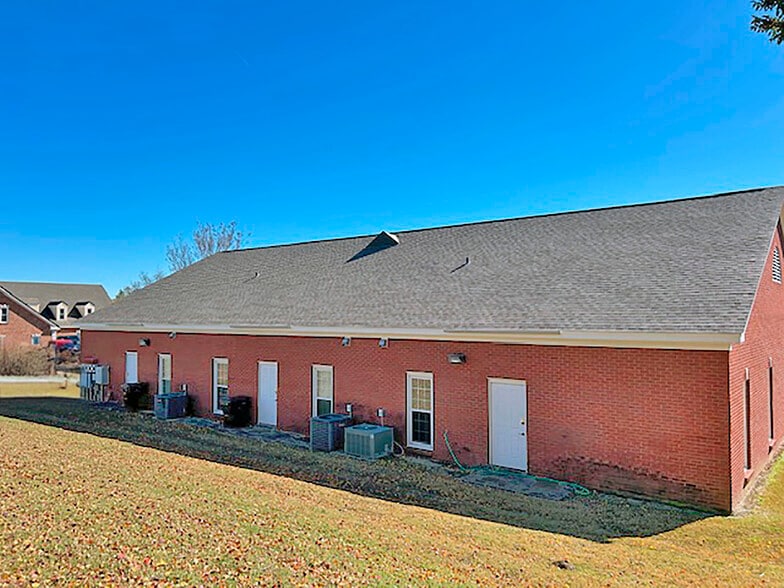 7000-7008 Brockport Ct, Montgomery, AL for sale - Building Photo - Image 3 of 8