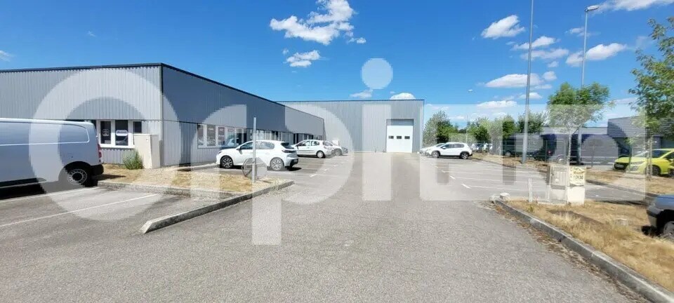 Office in Limoges for sale - Building Photo - Image 2 of 12