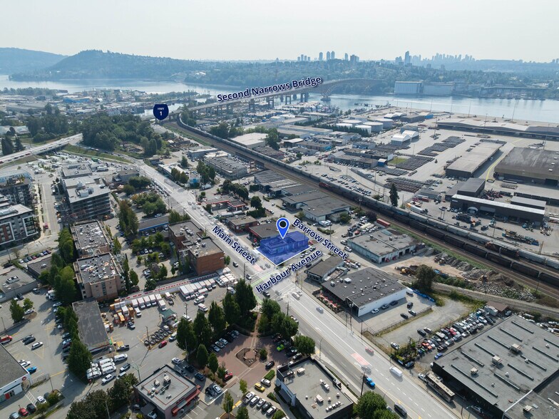 1419 Main St, North Vancouver, BC for sale - Building Photo - Image 3 of 8