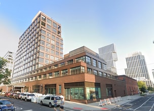 29 Huron St, Brooklyn, NY for lease Building Photo- Image 2 of 3